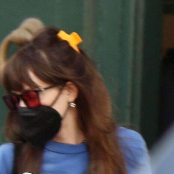 UO Set of 3 hair FUN CUTE accessories (claws, clips, pin) - Picture 7 of 9